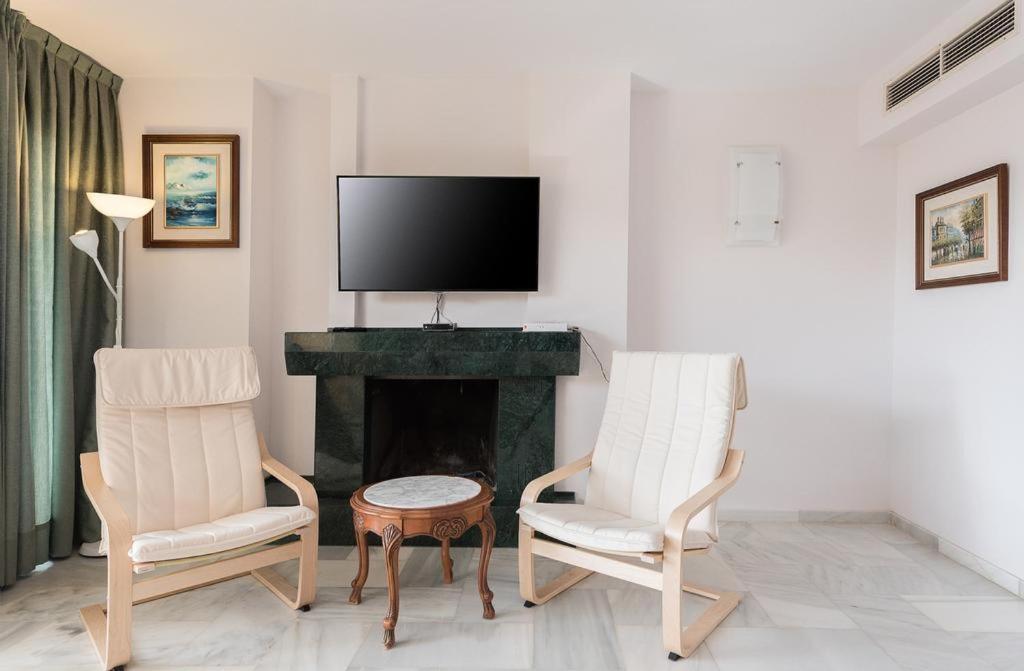Apartamento En Puerto Marina B32 Benalmadena Luaran gambar