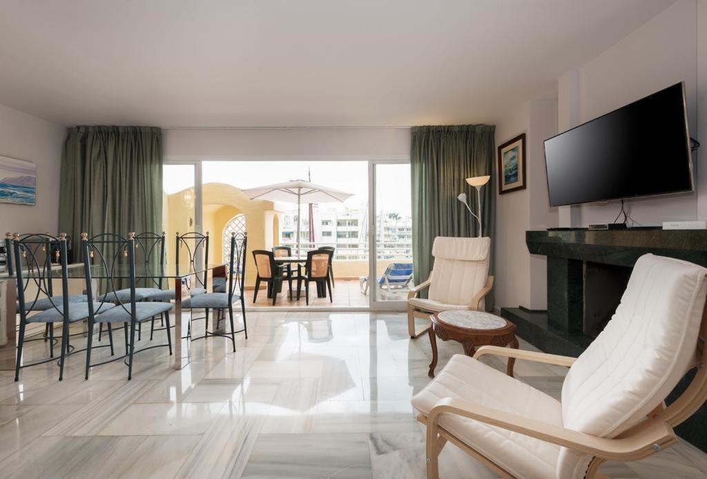 Apartamento En Puerto Marina B32 Benalmadena Luaran gambar