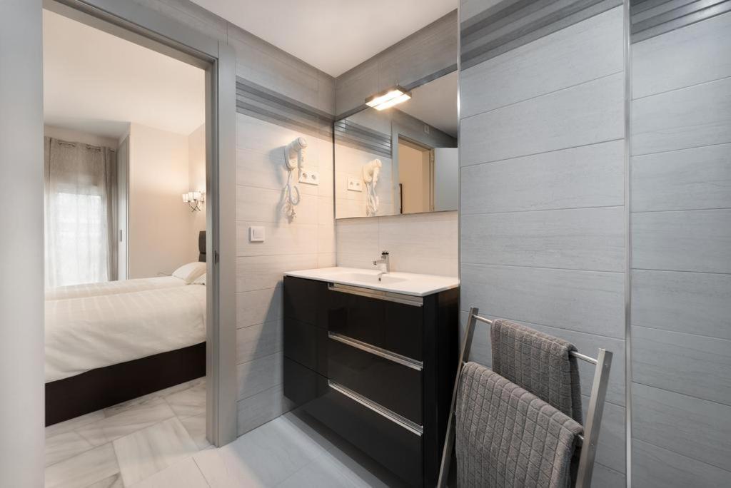 Apartamento En Puerto Marina B32 Benalmadena Luaran gambar